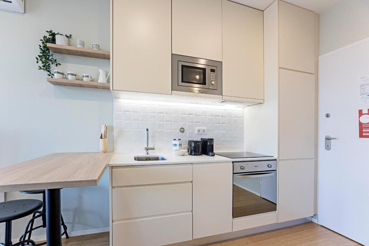 31 Janeiro 157 - Charming 1br Flat W/ Ac & Balcony By Lovelystay *