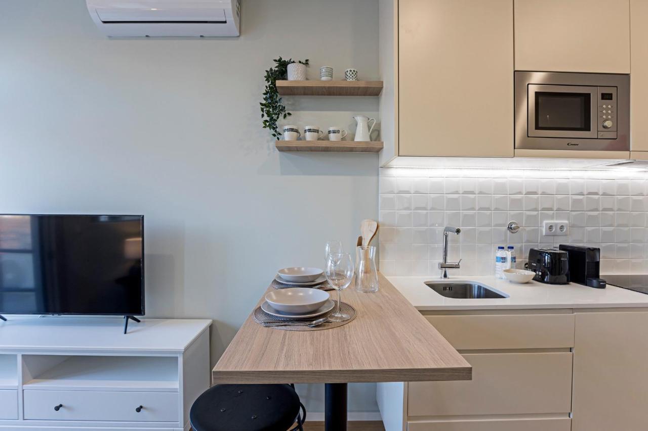 31 Janeiro 157 - Charming 1br Flat W/ Ac & Balcony By Lovelystay Apartment