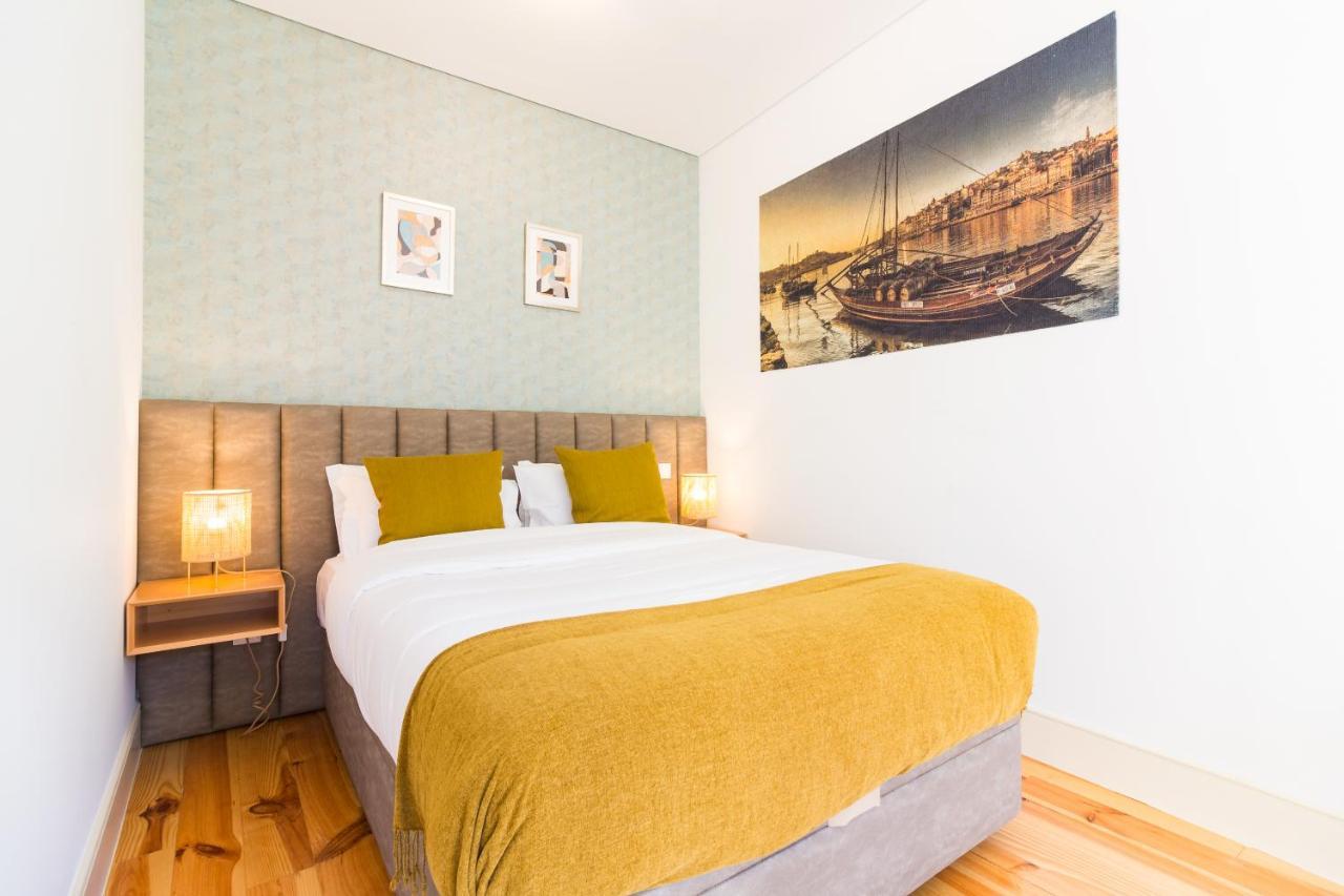 Near Trindade Garden View Apartment Porto