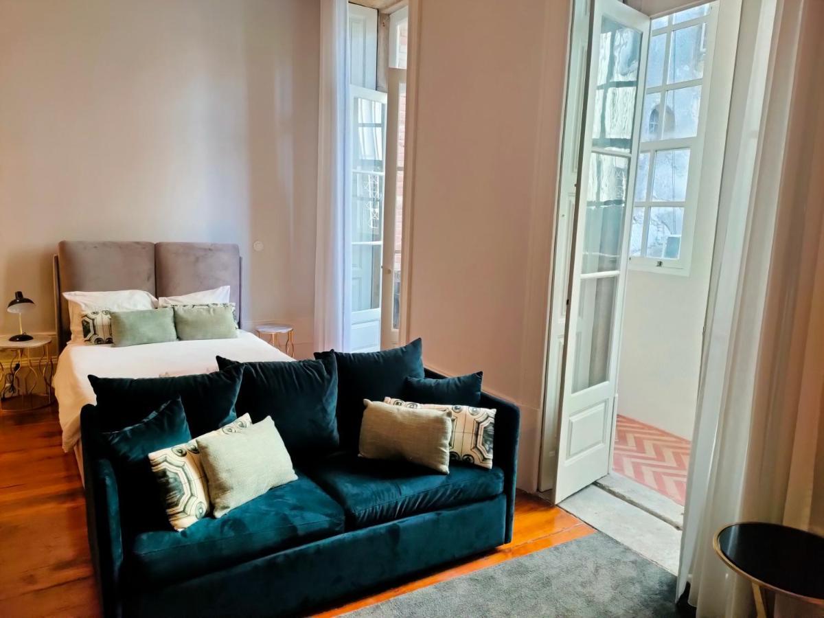 Bateira's Apartment