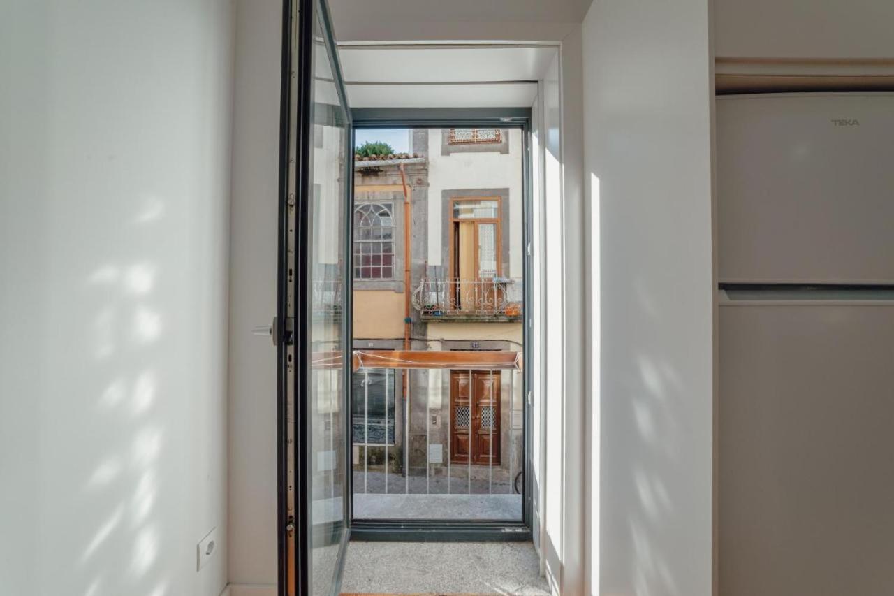 Guest H4u - Batalha Center Apartment