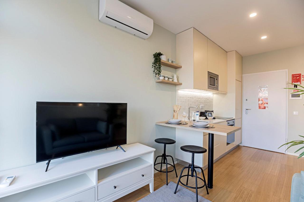31 Janeiro 157 - Charming 1br Flat W/ Ac & Balcony By Lovelystay Apartment *