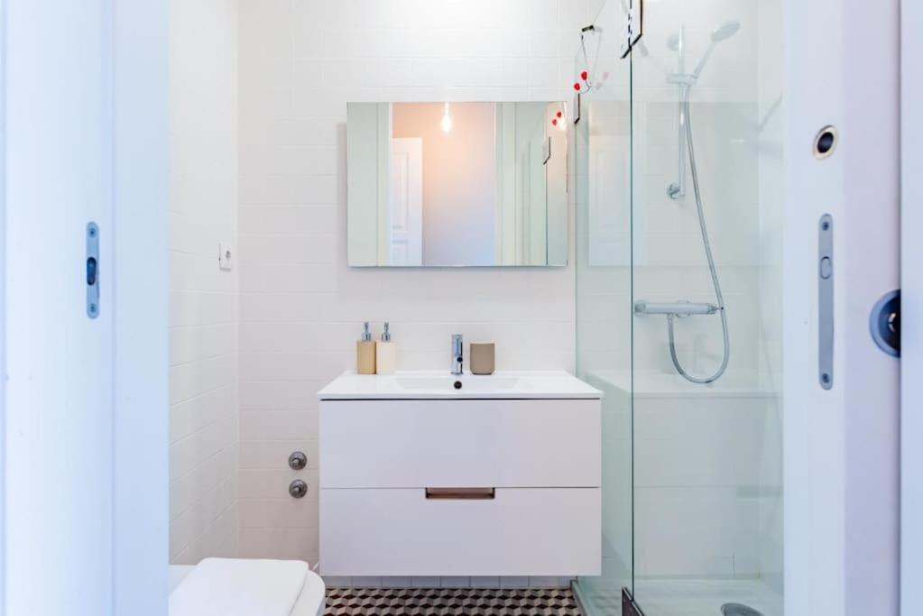 Classy Flat At Marques Square With Garden Apartment *