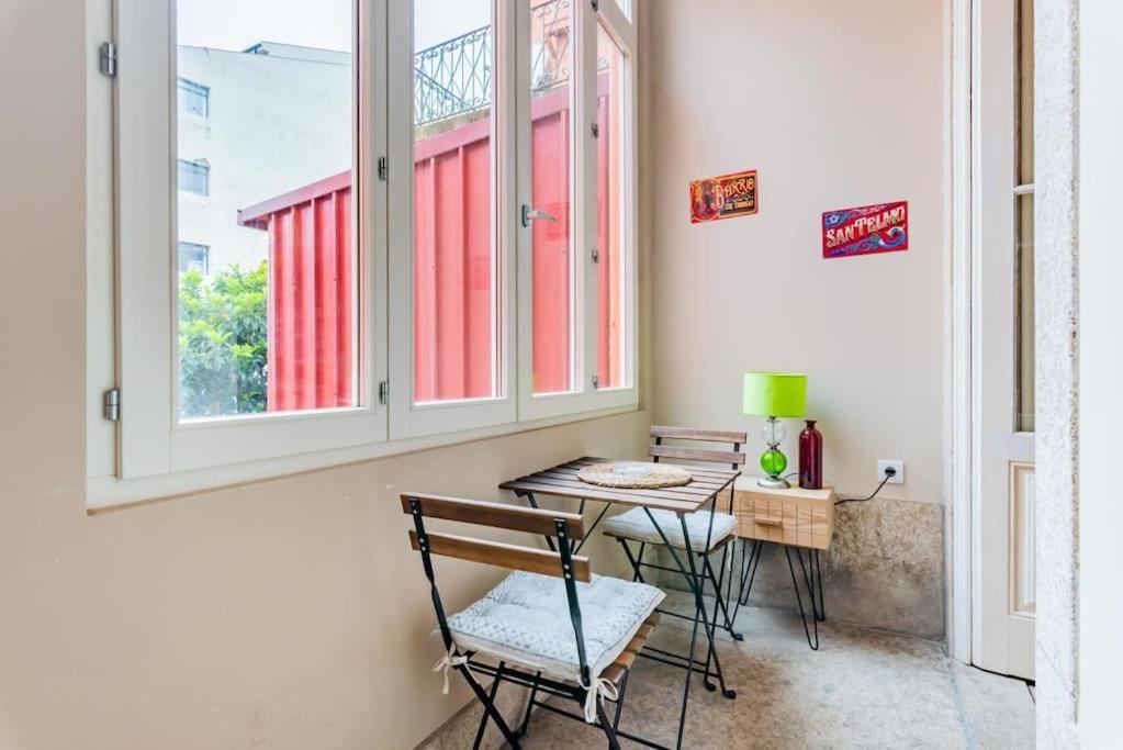 Classy Flat At Marques Square With Garden Porto