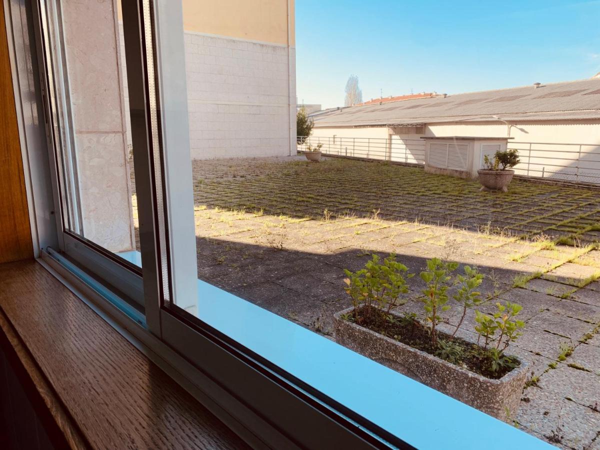 Prelada Flat With Free Parking - By Guest Appartement