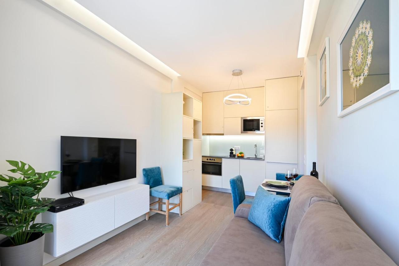 Apartment Lapa Flat - By Guest *