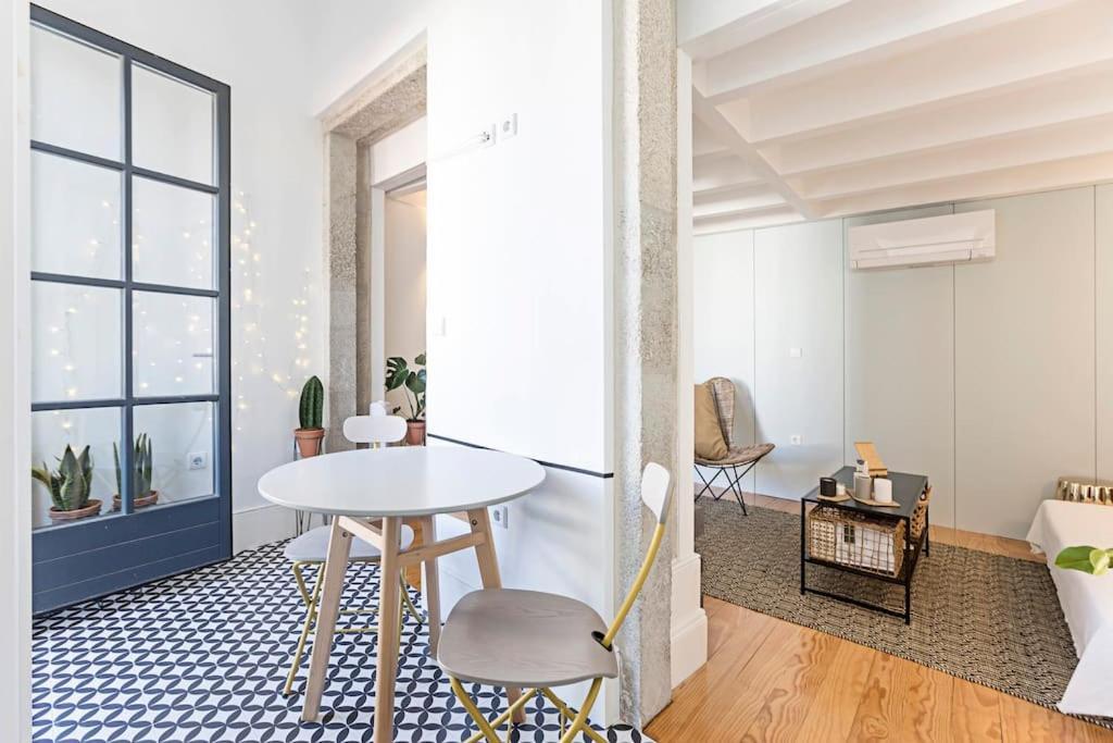 O Aleph, Irresistible Duplex Apt. W/ac And Balcony