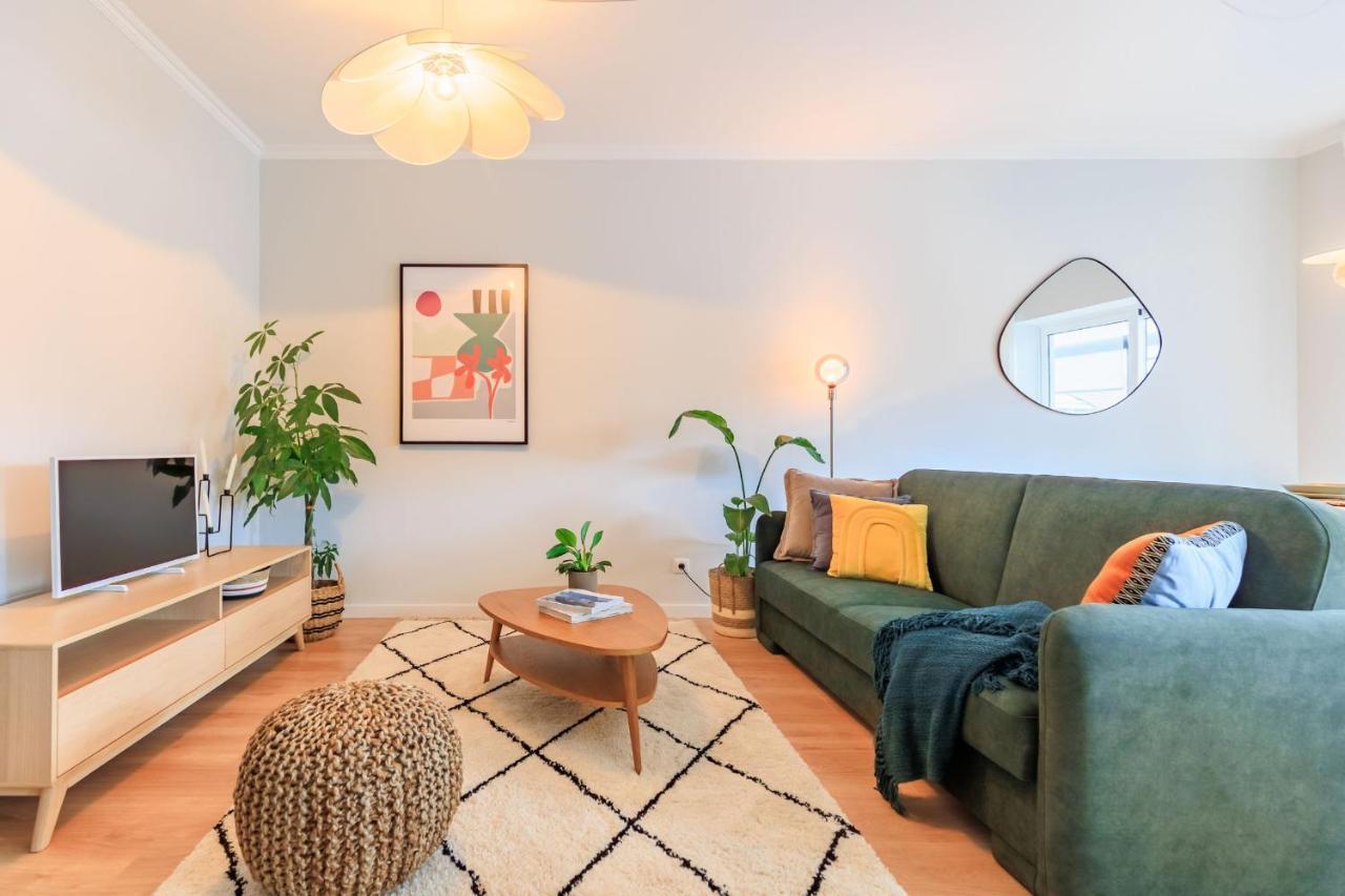 Enjoy Bonfim 2br Renovated By Lovelystay