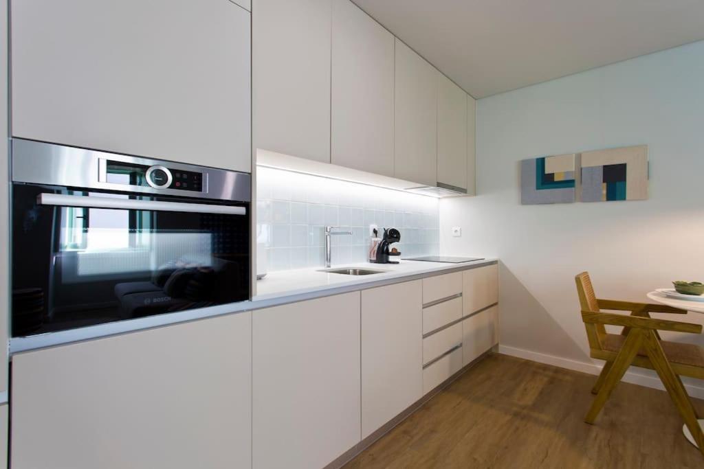 Apartment Boutique Rentals- Sea Breeze