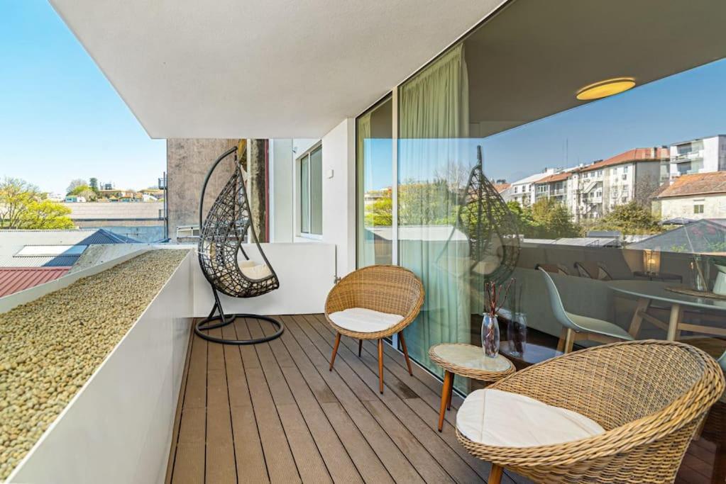 Bombarda V By Innkeeper * Porto