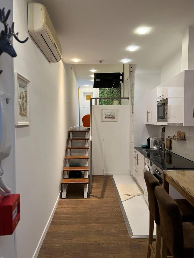 Appartement 0 Ac Metro Nearby