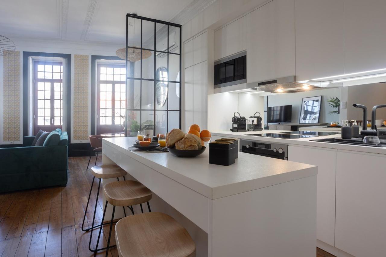 Apartment Amazing Family Flat In Center Porto