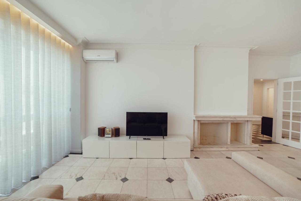 Grand Premium Boavista By Vacationy * Porto