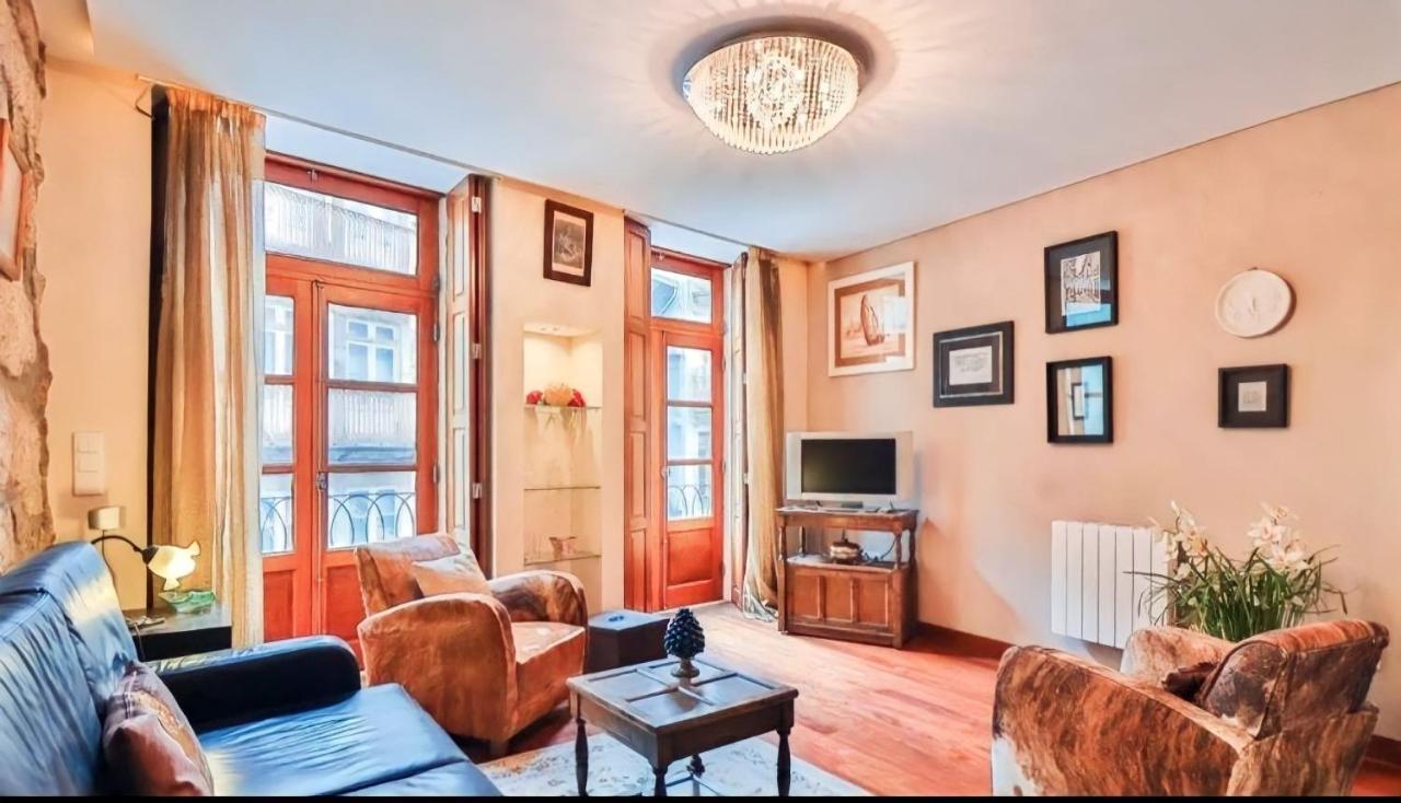 Apartamento 2 Quartos E 2 Casas De Banho *