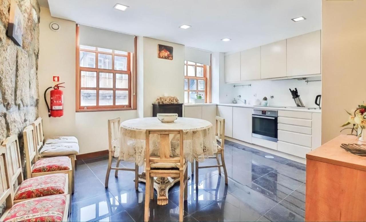 Apartamento 2 Quartos E 2 Casas De Banho
