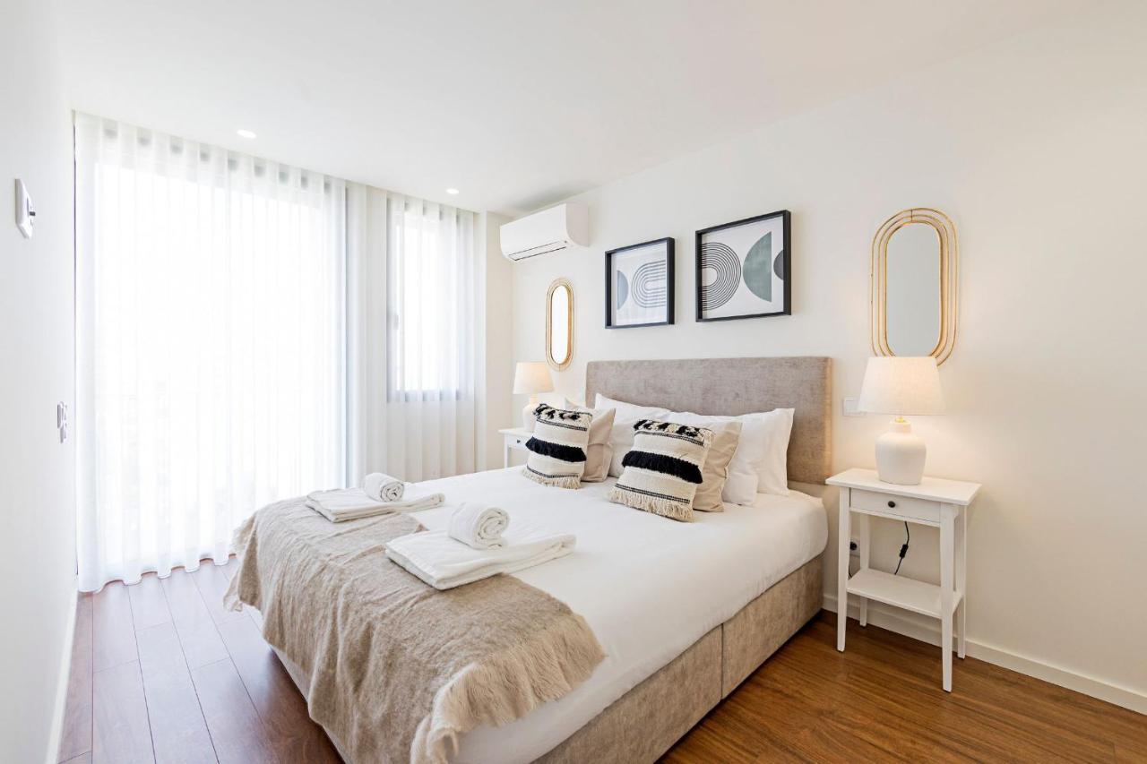 Apartment Santos 1071 By Lovelystay Porto