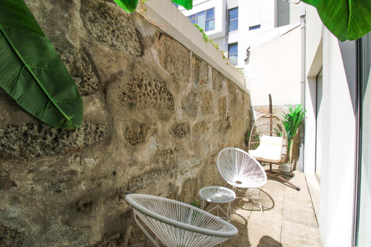 Unique Downtown Garden
