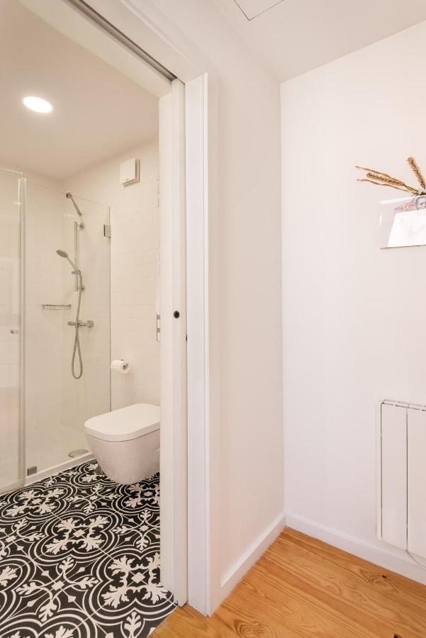 Markes - Lovely 1-bedroom W/ Sunny Backyard