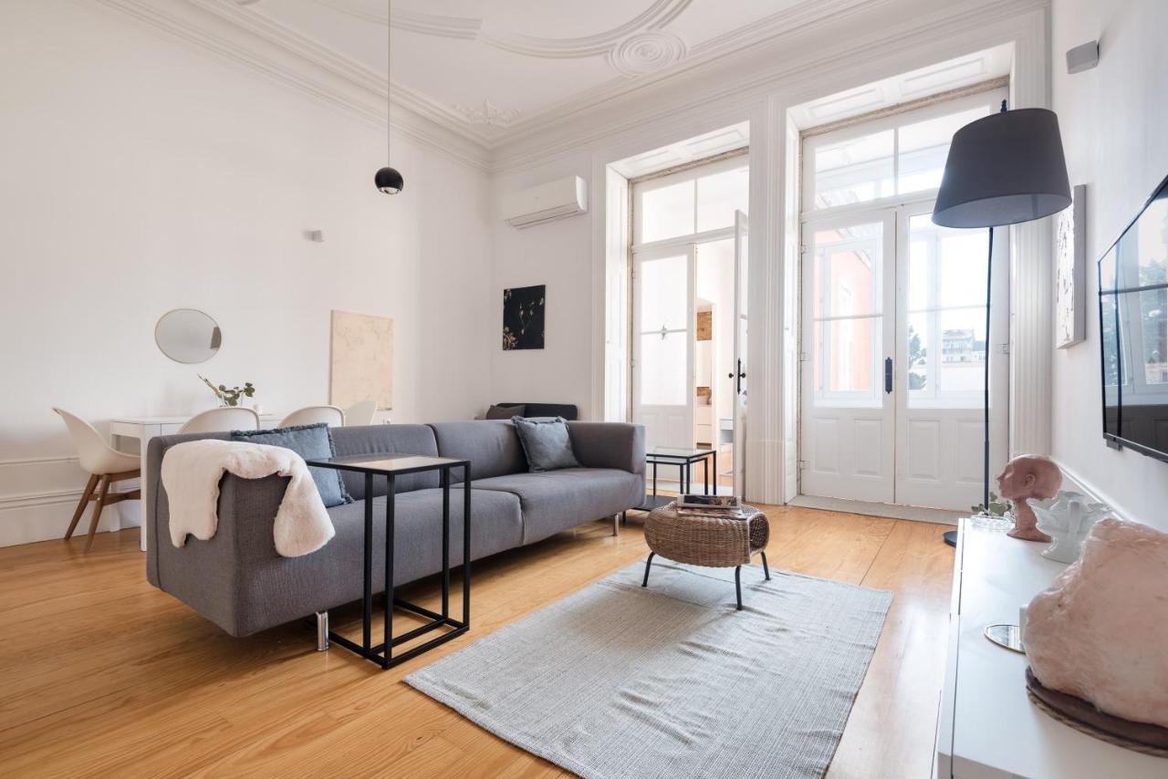 Markes - Lovely 1-bedroom W/ Sunny Backyard