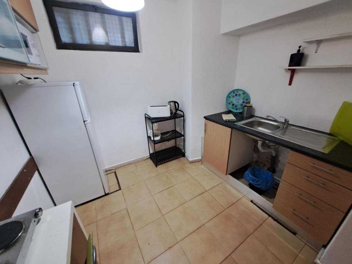 Spacious Economic Center Flat Porto