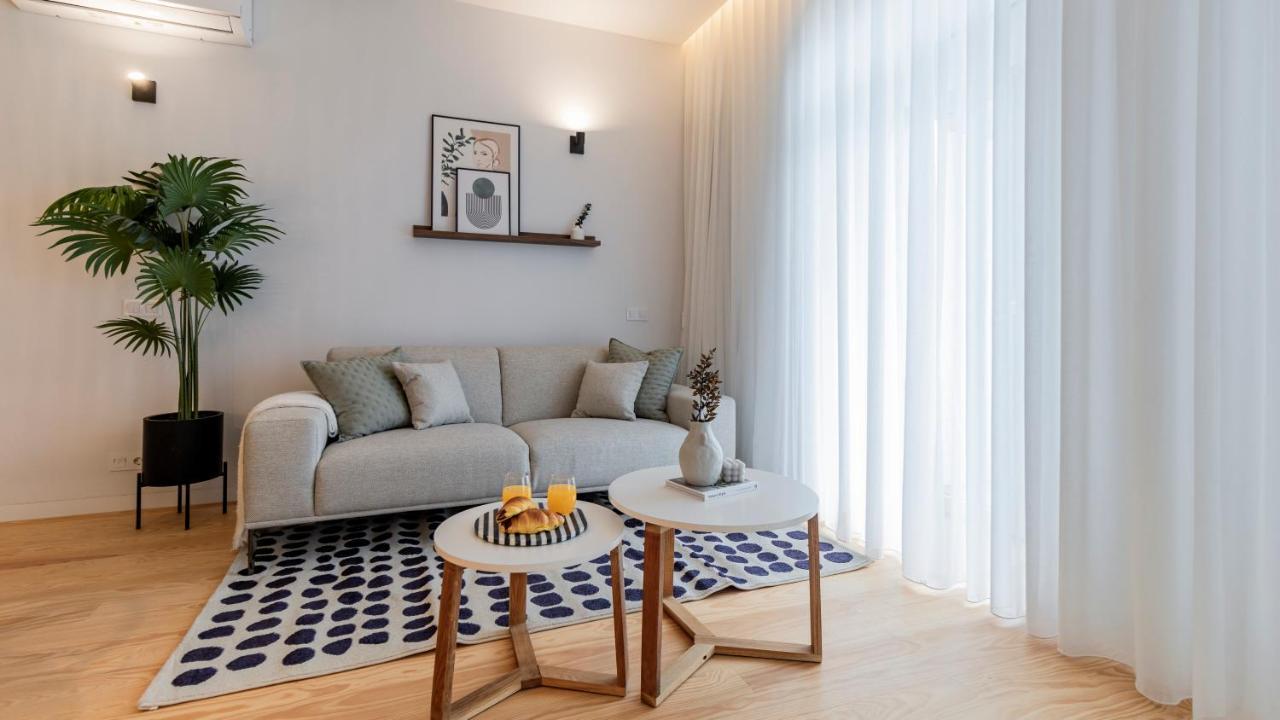 Almada 551 By Lovelystay Apartment *