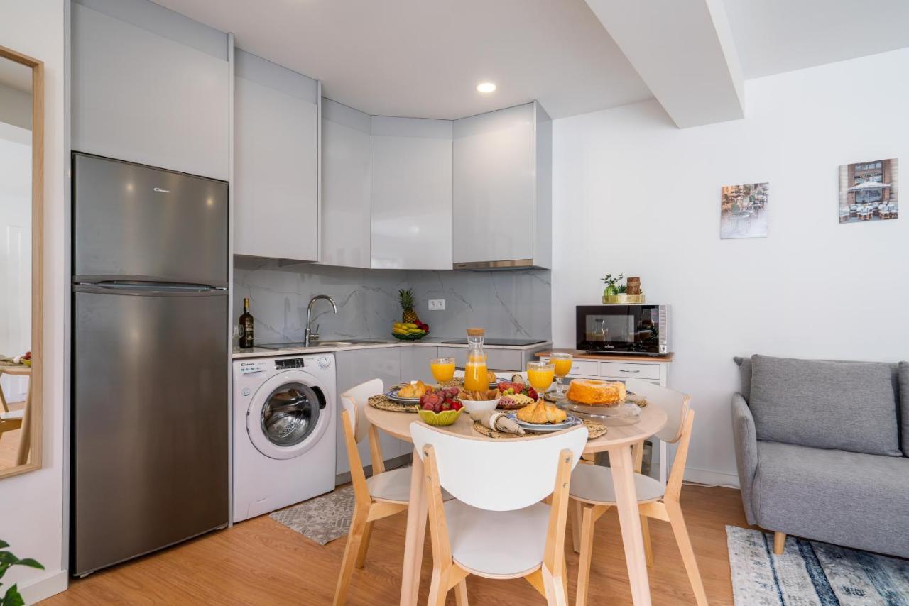 Host Wise - Comfy Sunny Flat - Prime Location