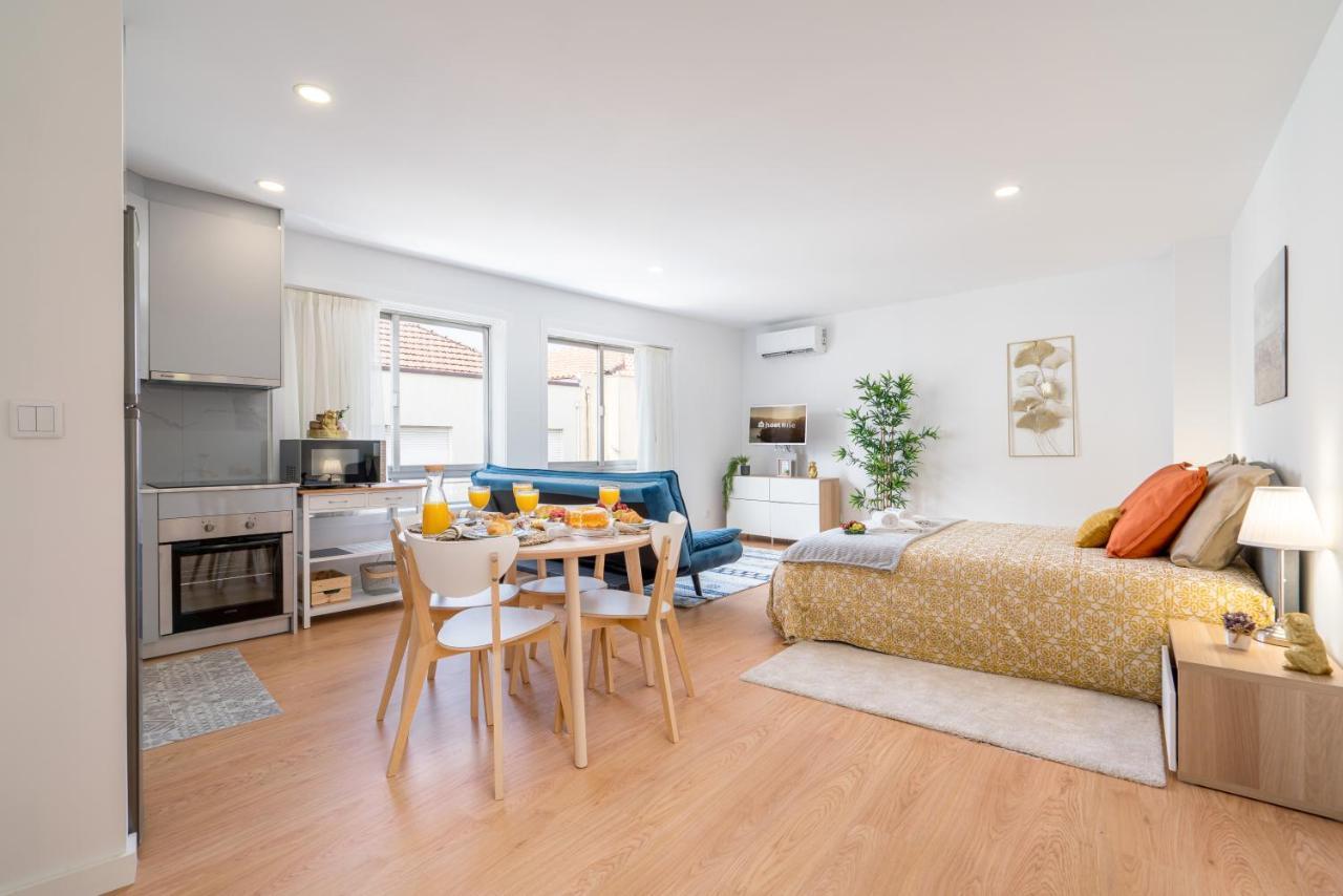Host Wise - Comfy Sunny Flat - Prime Location * Porto