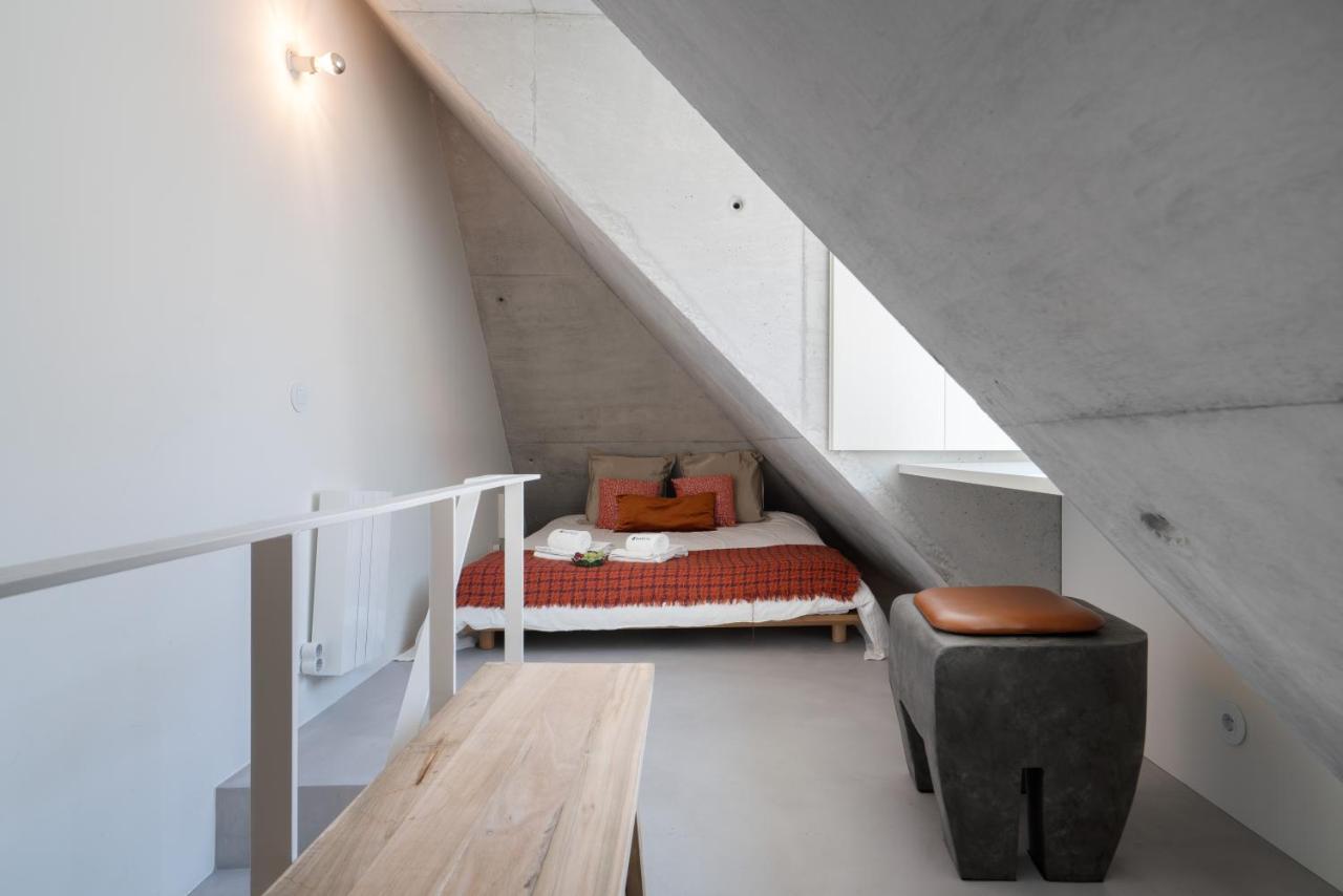Host Wise - Luxurious Private Flats - Balcony * Porto