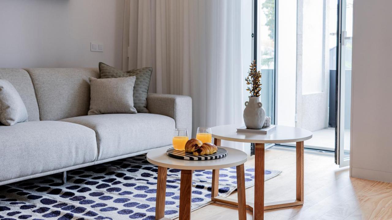 Apartment Almada 551 By Lovelystay *