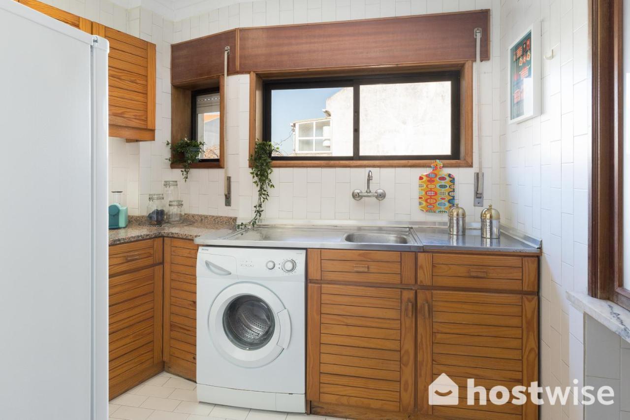 Host Wise - Comfy Bright Flats With Netflix * Porto