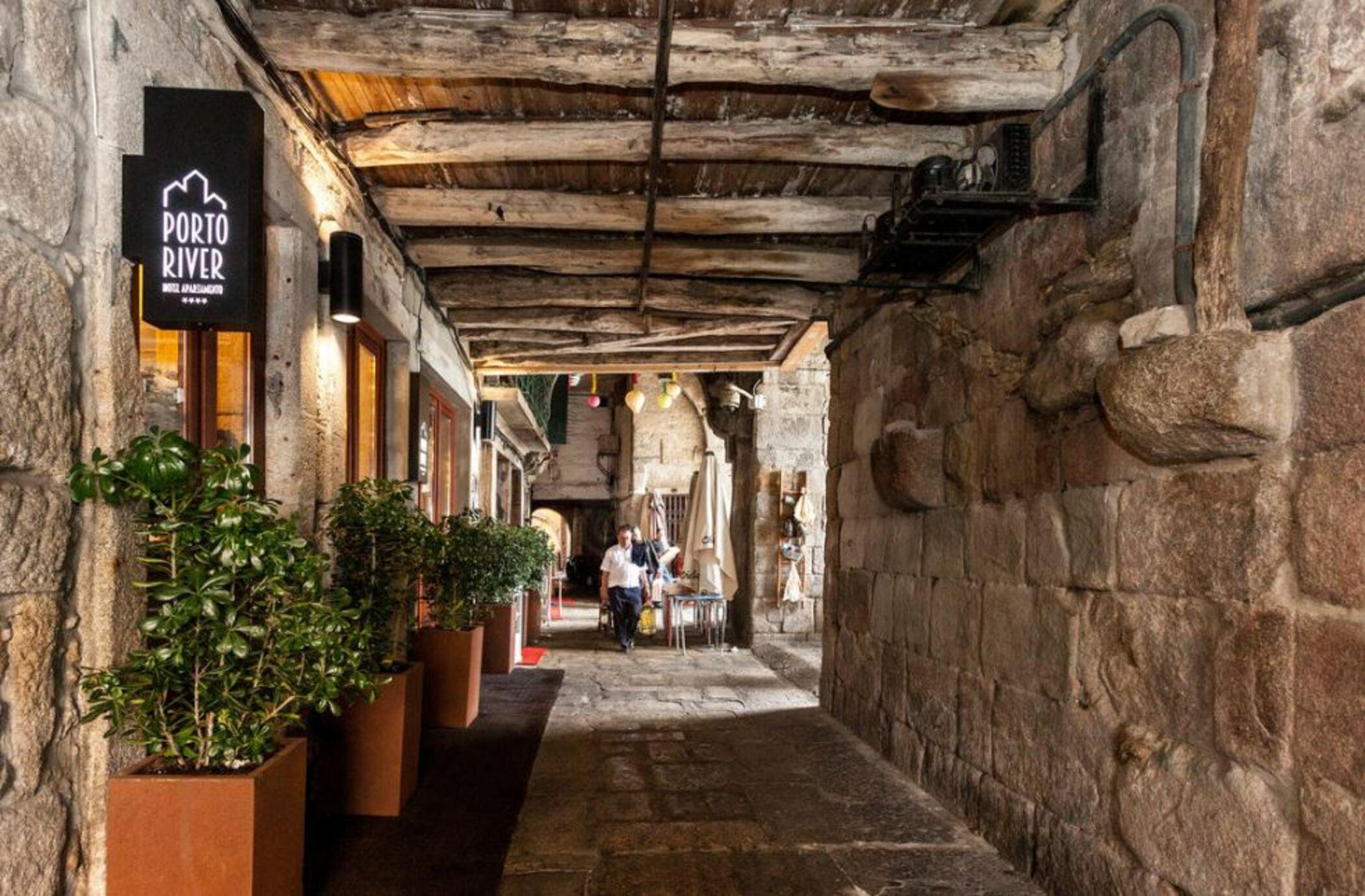River Aparthotel