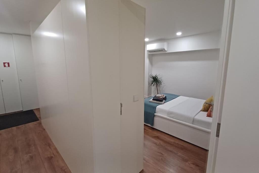 A H - Downtown Apartment