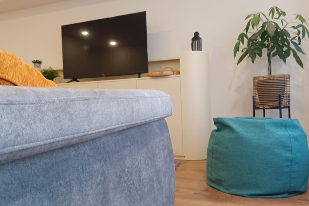 A H - Downtown Apartment