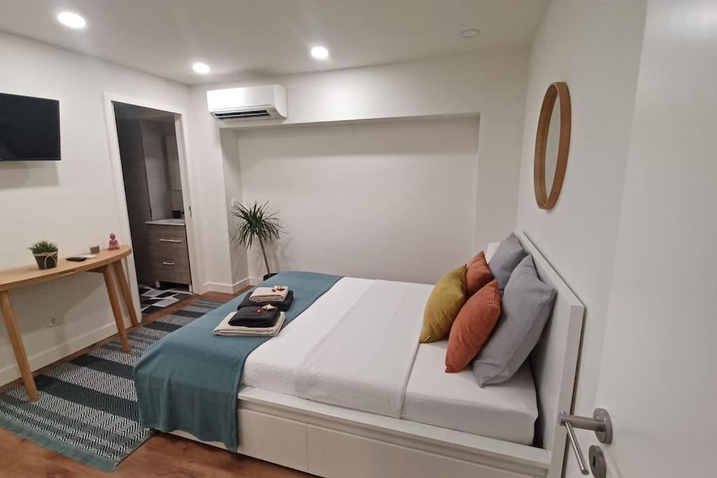 A H - Downtown Apartment *