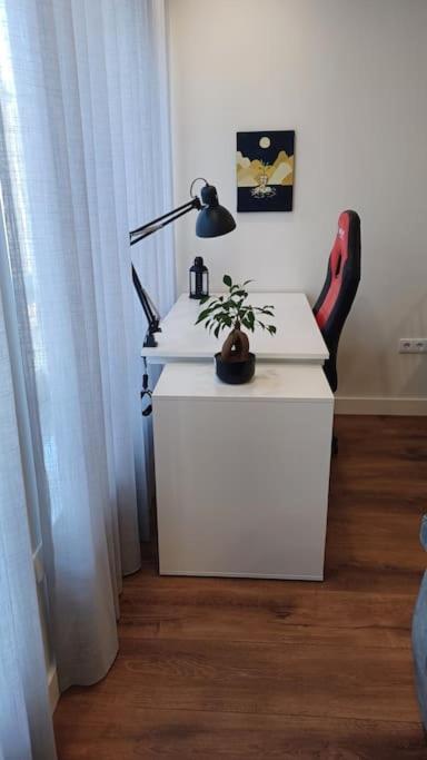 Apartment A H - Downtown