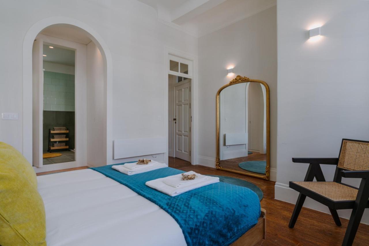 Romantic Luxury House W Captivating Outdoor Patio * Porto