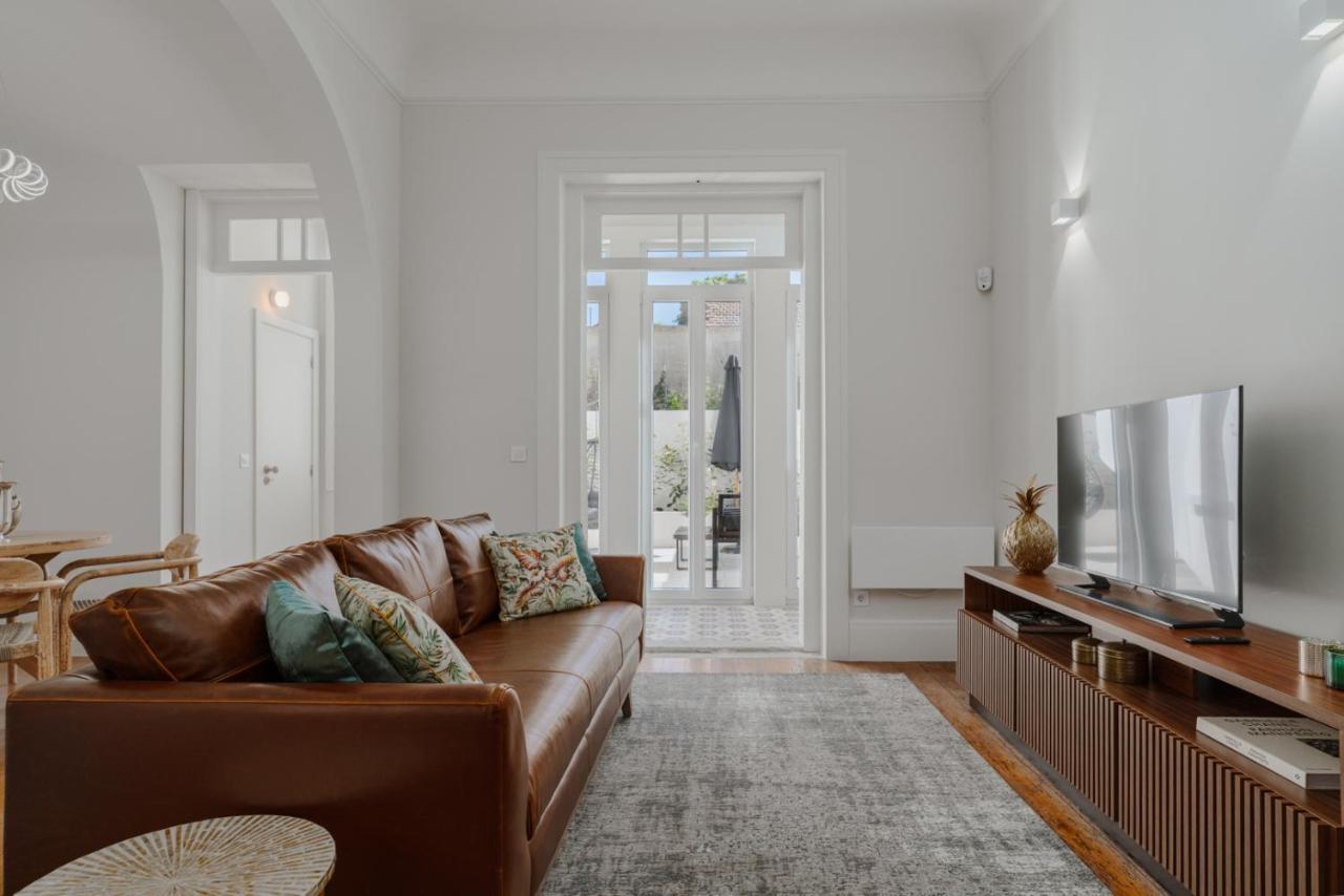 Apartment Romantic Luxury House W Captivating Outdoor Patio *