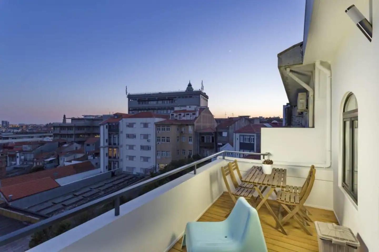 Fernandes Tomas Rooftop Apartment Porto