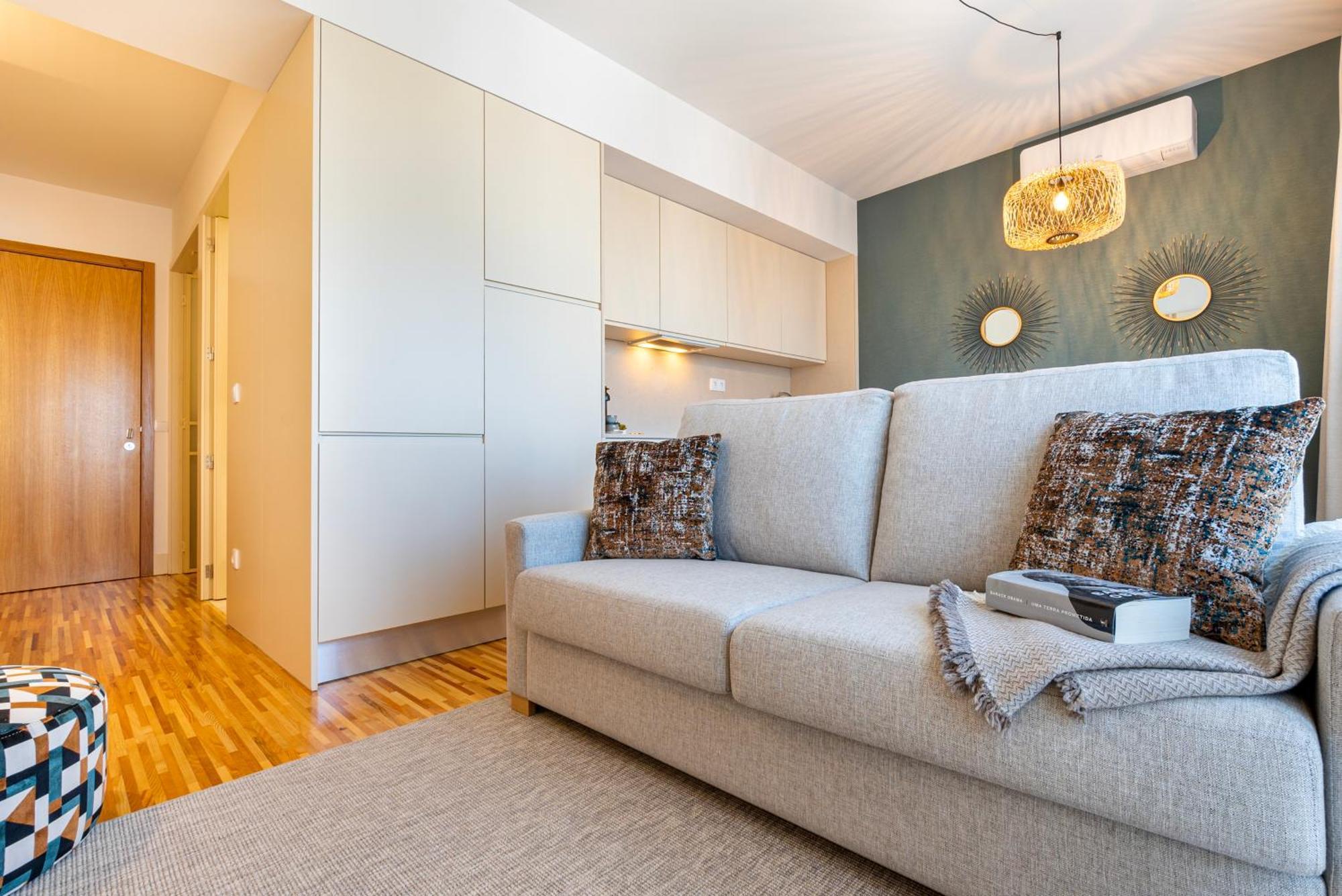 Apartamento Stylish Poveiros Flat W Balcony By Lovelystay *
