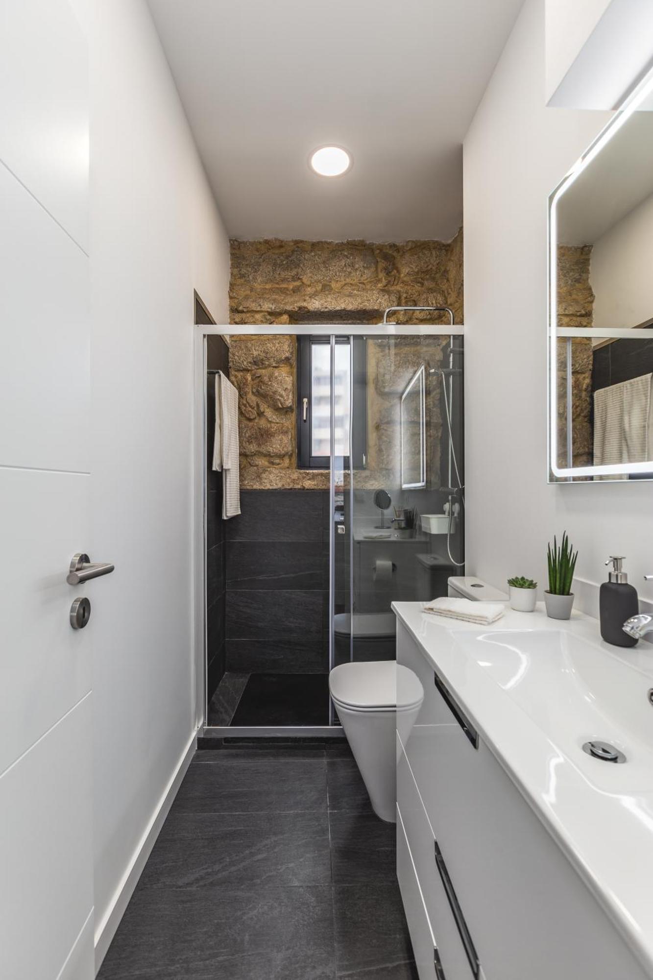 Charming With Rooftop In Appartement *