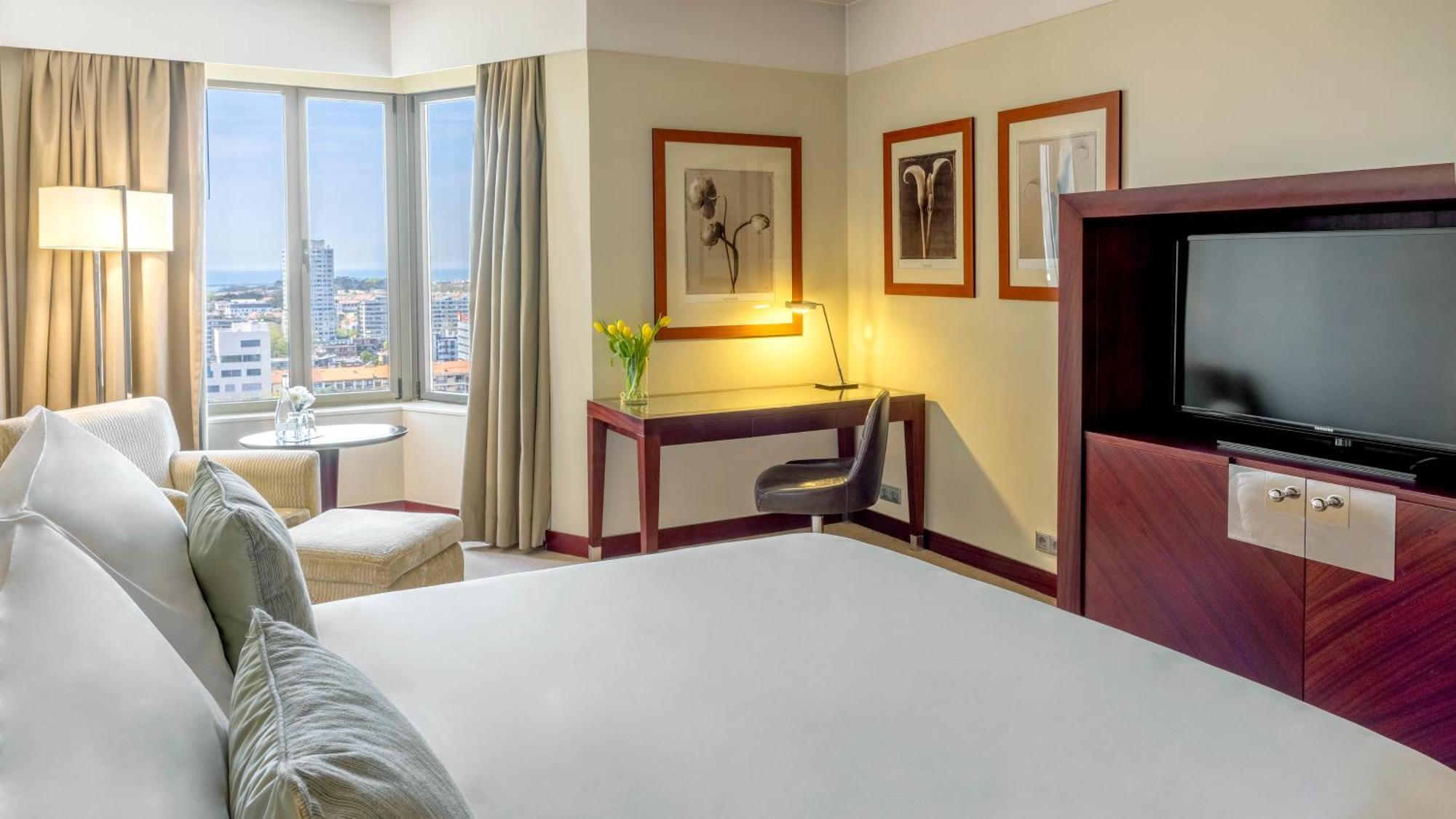 Hotel Crowne Plaza By Ihg 5*