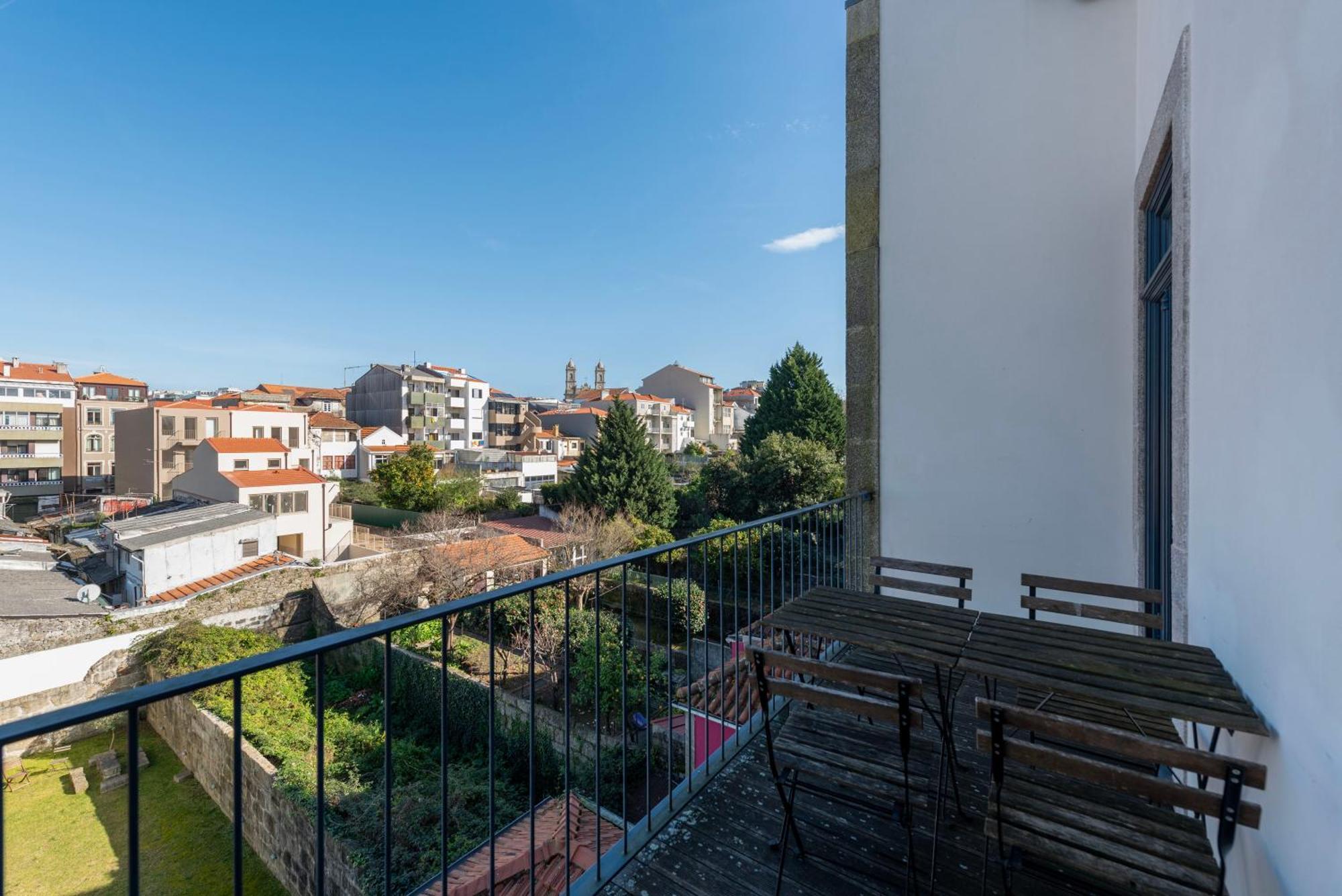 Cedofeita's Blue House Apartment