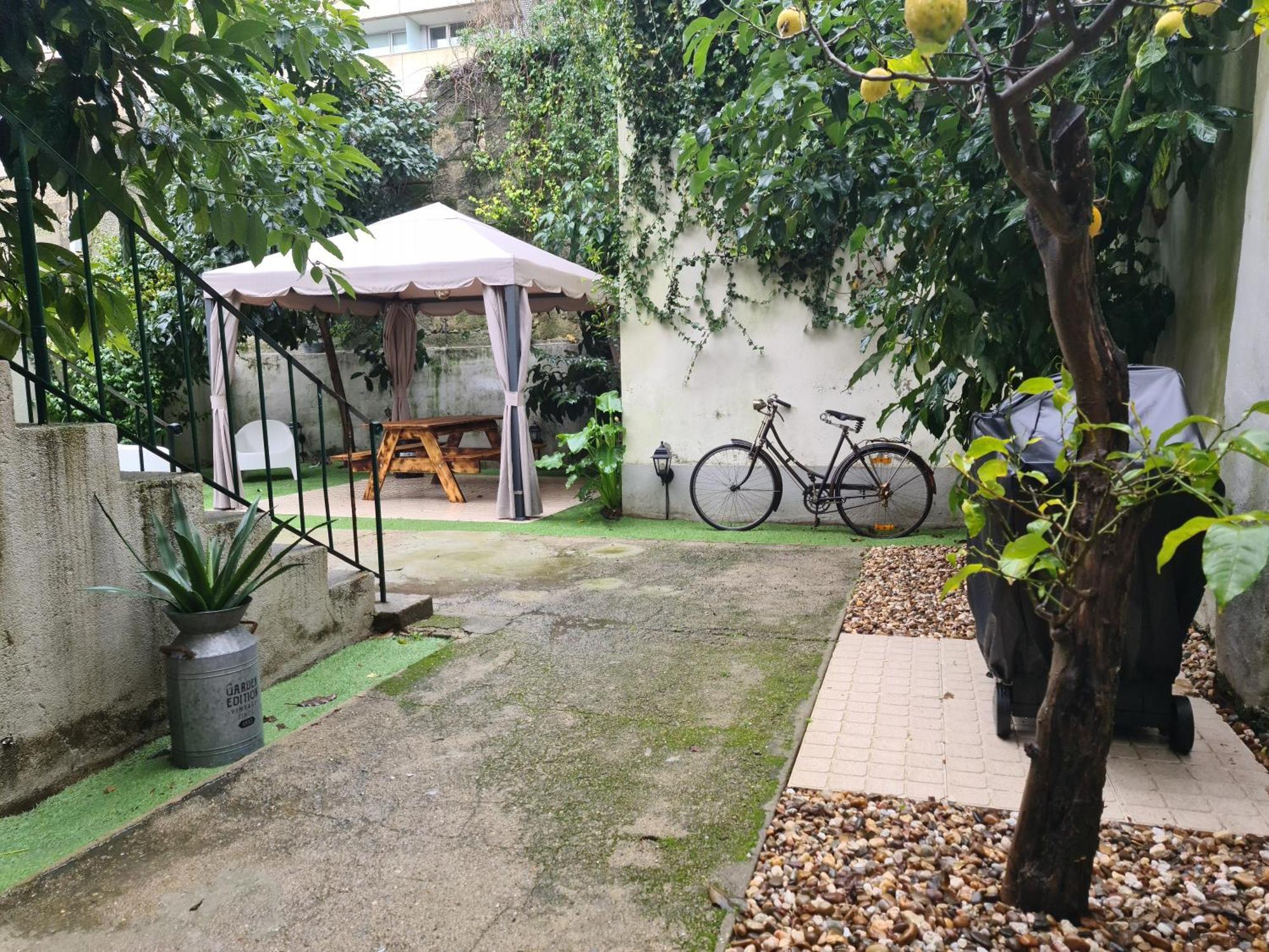 Hostel Casinhas No Carolina - *