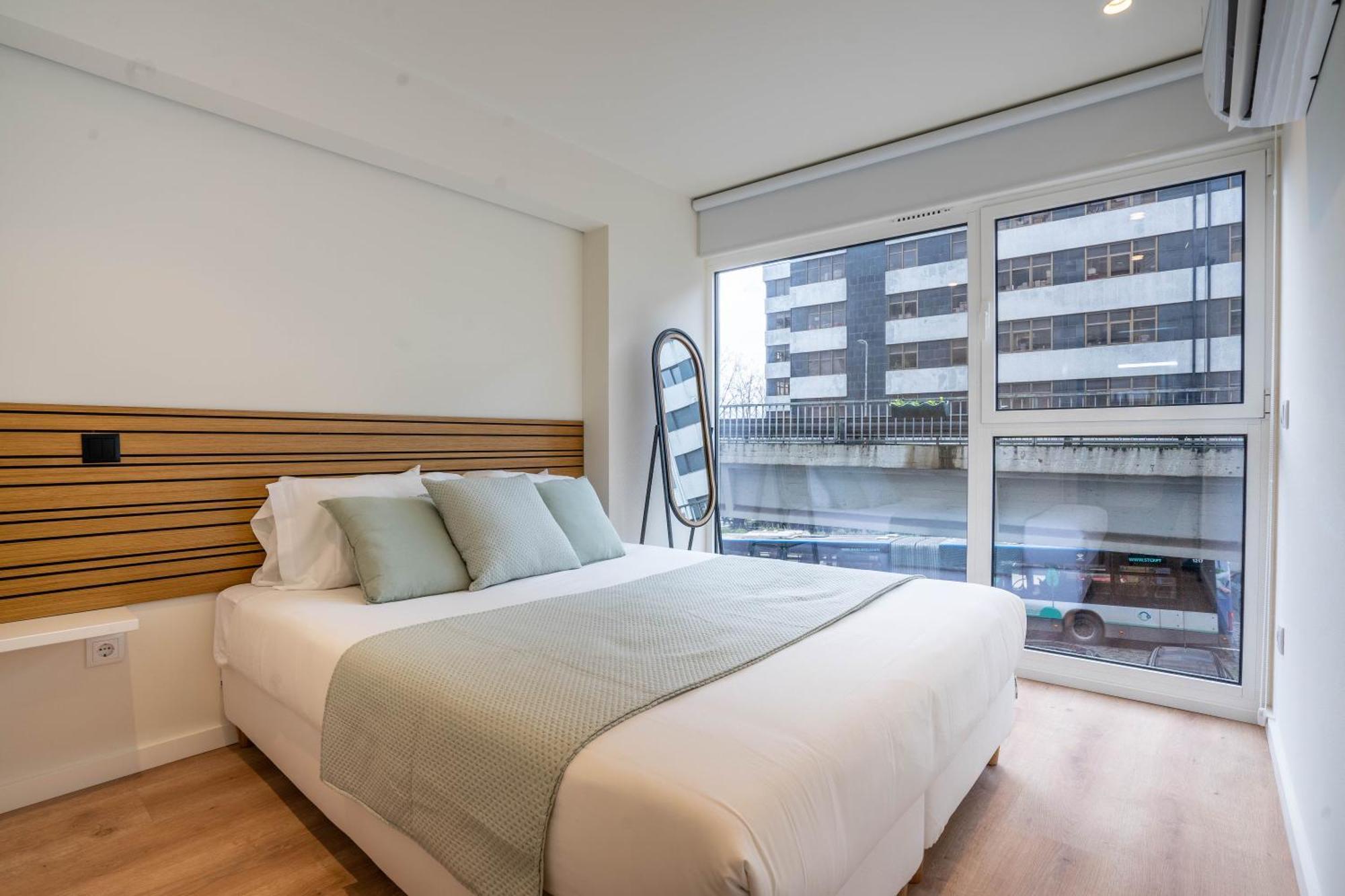 Apartment Trindade Bliss: 1br W/ Free Parking By Lovelystay *