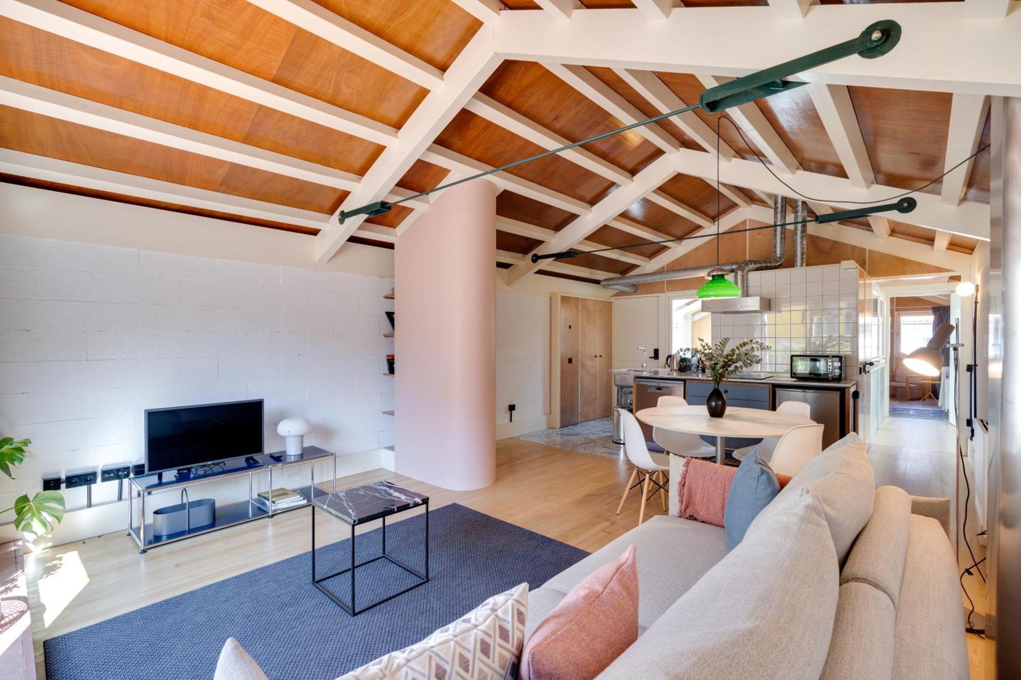 Foyer 25 By Cozy