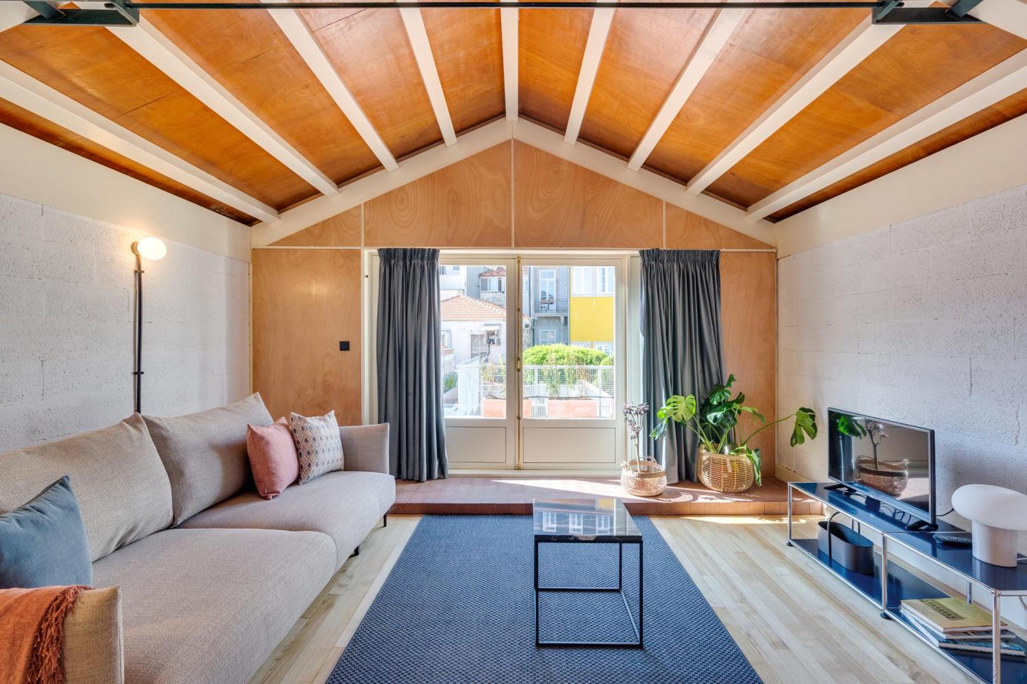 Foyer 25 By Cozy *