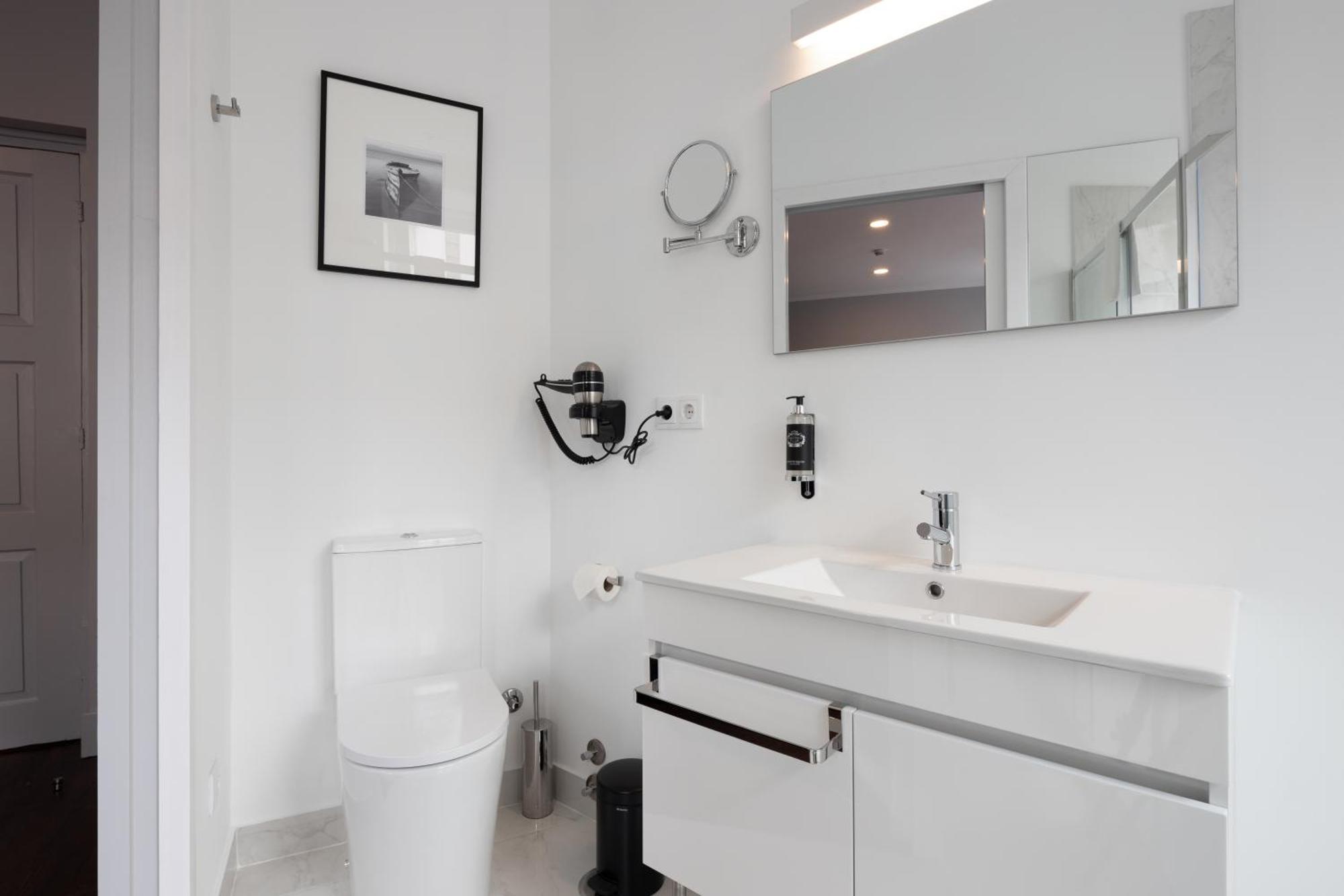 Guest house Utopian Hotel, A Charming 4*
