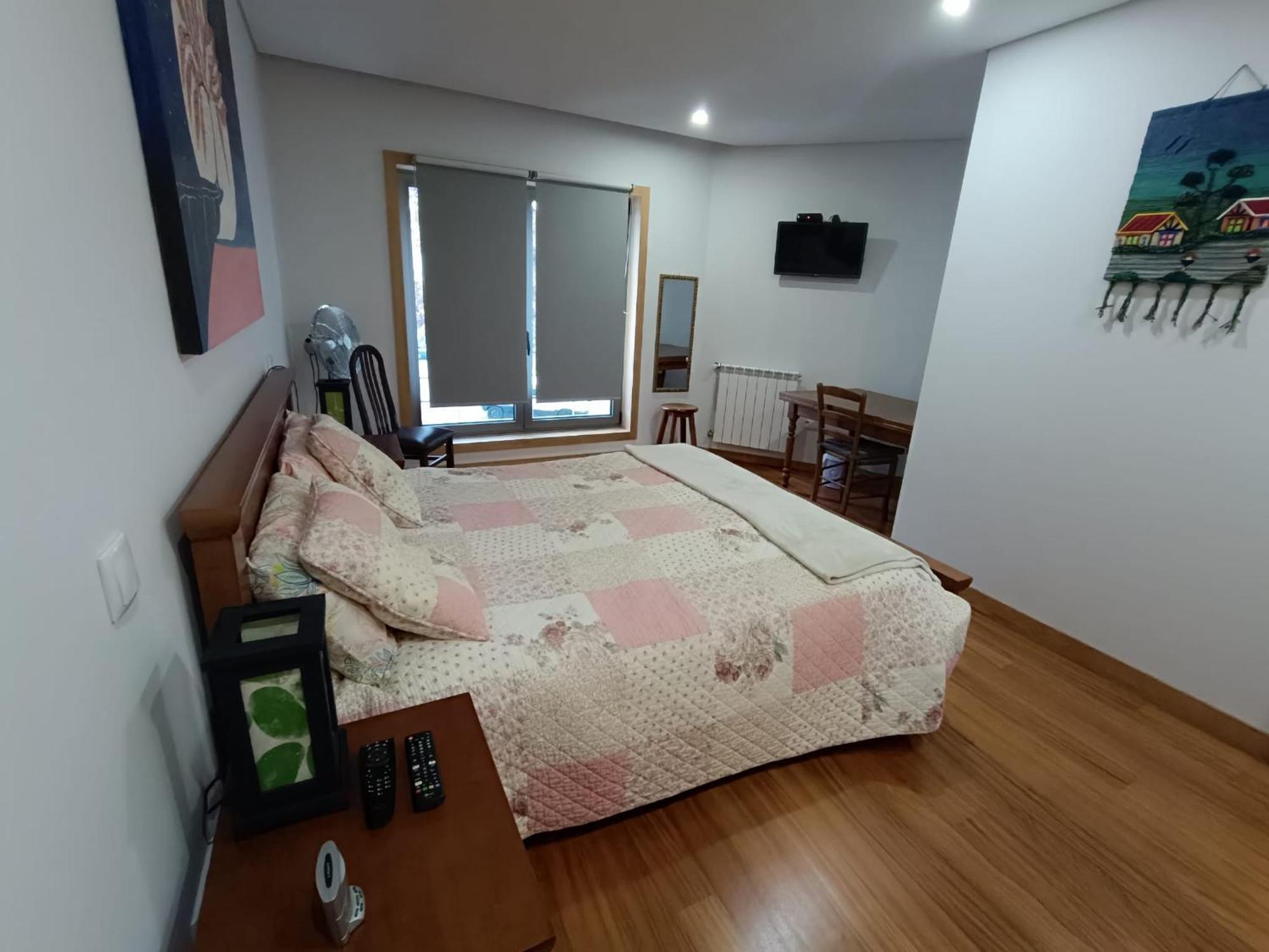 Guest house Private Bathroom Shared Kitchen *