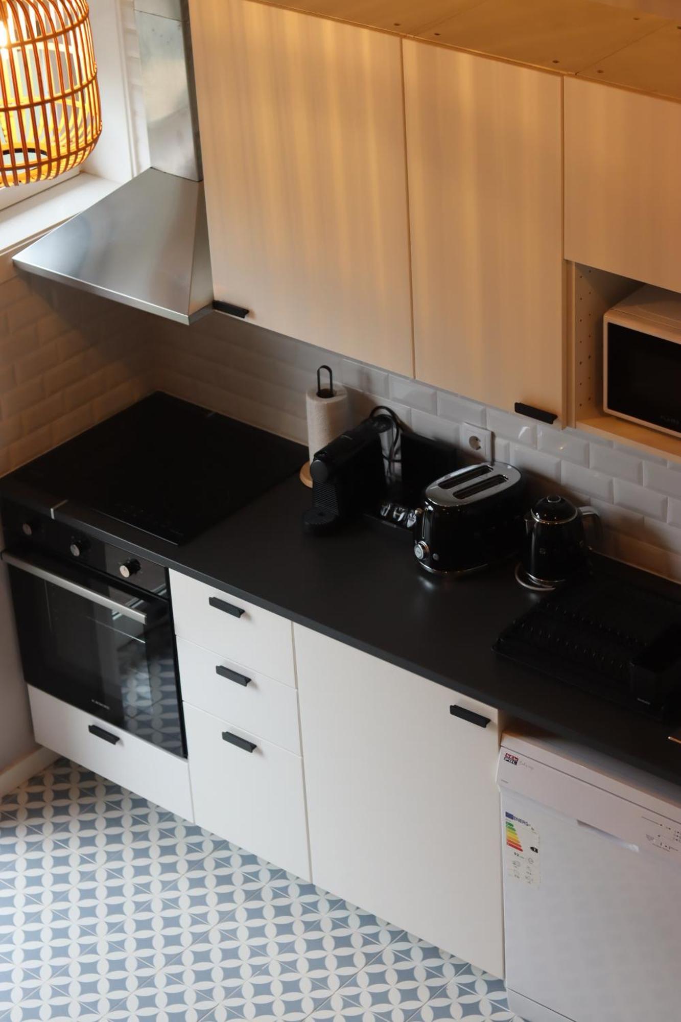 Near Family - Free Parking Apartment