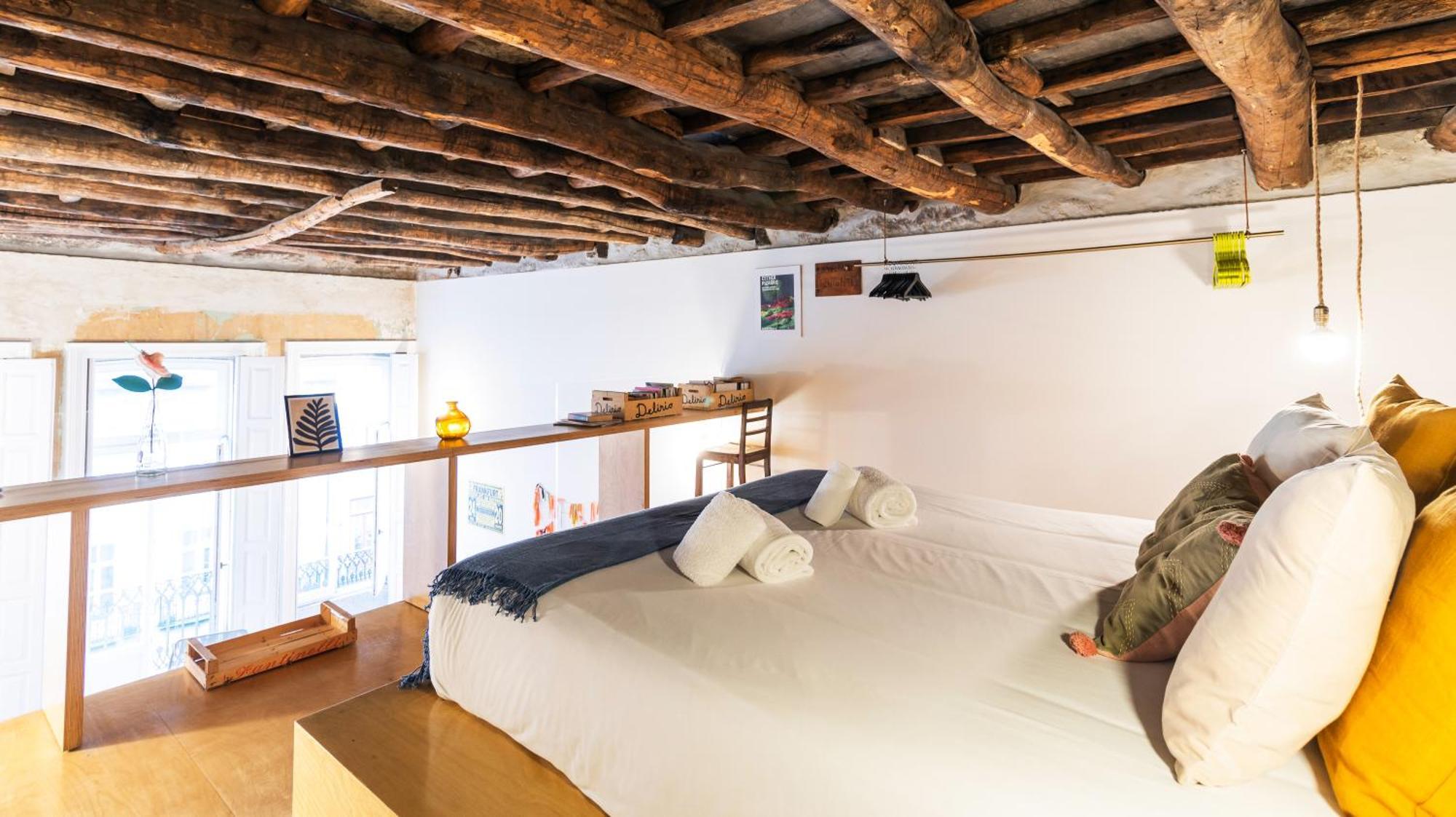 Eccentric Mouzinho Mezzanine By Lovelystay * Porto